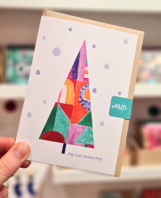 'Ag cur sneachta' Christmas Tree Card